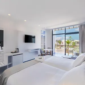 **** Resort Mirador Papagayo By Livvo Spain